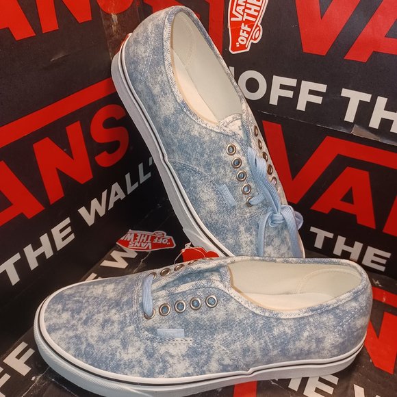 VANS AUTHENTIC Men's 9.5 Denim Winter Sky Blue/Marshmallow Canvas VN0A5HZS9FM - Picture 1 of 13